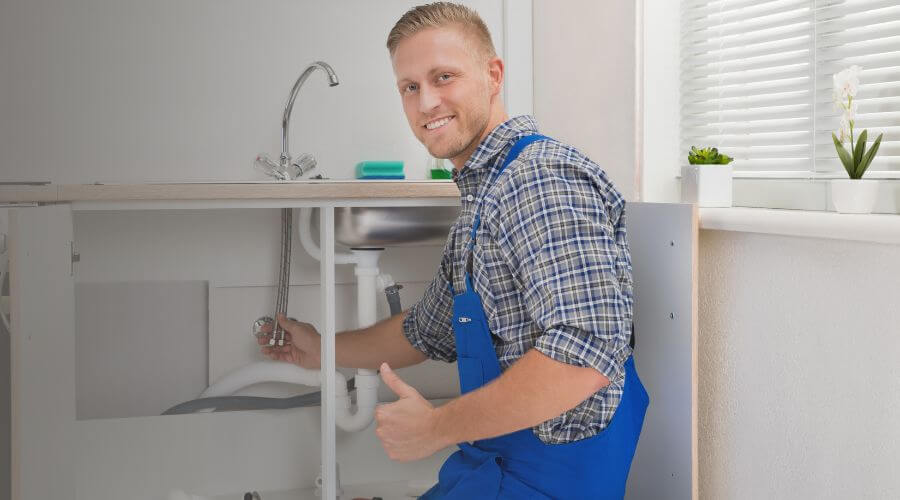 Professional water heater repair in Colfax, IL